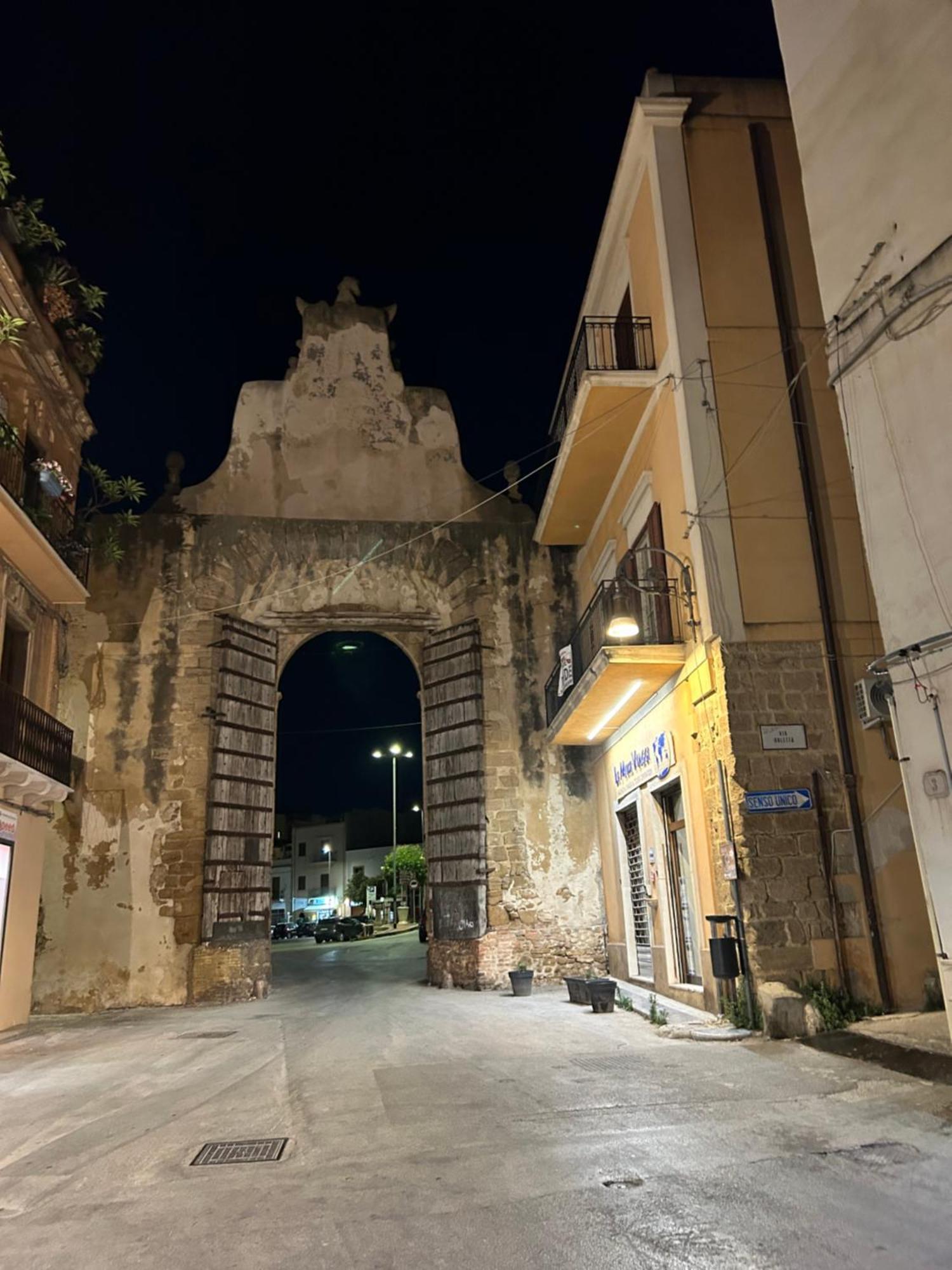 Porta Palermo Centro Sciacca Apartment Exterior photo
